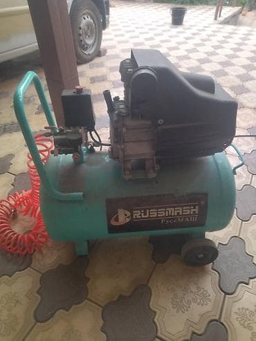 пистолет для краски: Компрессор Russmash (РуссМАШ) 4HP-50L Основные характеристики: - — 1