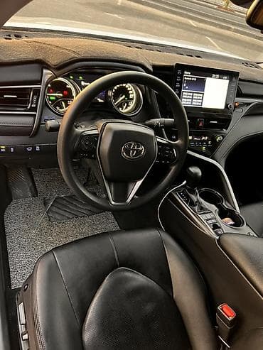 Продажа авто: Toyota Camry: 2022 г., Гибрид, Седан — 8