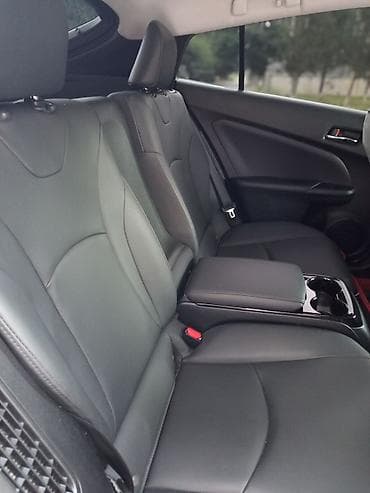 xc 90: Toyota Prius: 2019 г. — 5