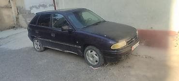 yuan plus: Opel Astra: 1993 г., 1.8 л, Механика, Бензин, Хэтчбэк — 1