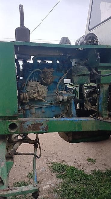 набор ключ бу: Самоходная зерновая/кормовая жатка (косилка-џатка) Описание: - — 1