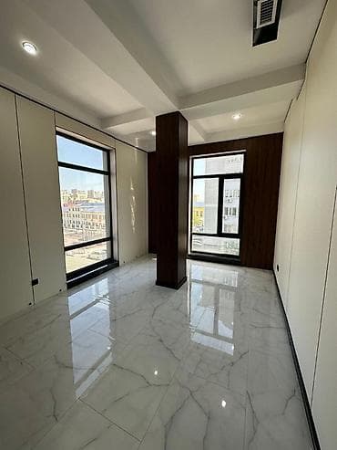 open space: Аренда офисов, 240 м², В бизнес центре, С видом на горы, 1 линия, С оборудованием — 5