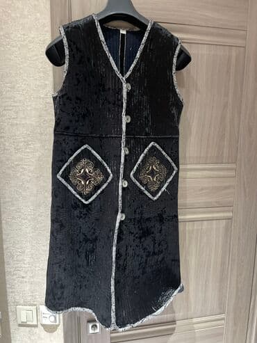 прокат мужских костюмов [возьми на прокат] бишкек фото: Жилетка в национальном стиле, р 48, новая — 1