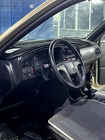 grand hice: Volkswagen Passat: 1989 г., 1.8 л, Механика, Бензин, Седан — 7