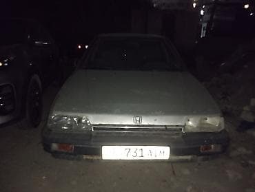01: Honda Accord: 1989 г., Седан — 4