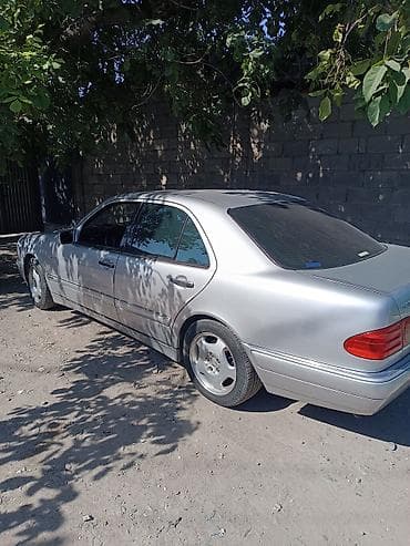 Mercedes-Benz E-Class: 1998 г., 3.2 л, Автомат, Бензин, Седан — 2