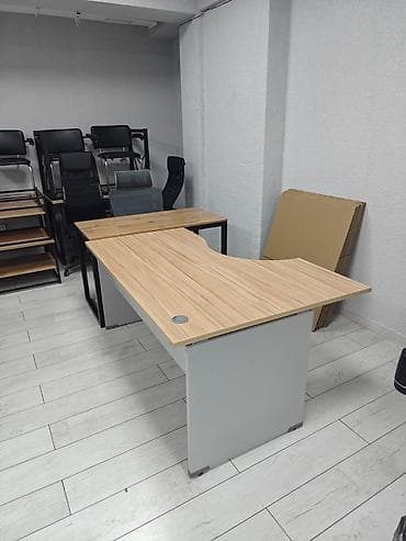 интересует: Продается офисная мебель, все, что видите, все продается, пишите и — 3