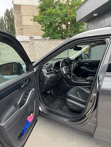 принимаю стекло: Toyota Highlander: 2021 г., 2.5 л, Типтроник, Гибрид, Кроссовер — 4