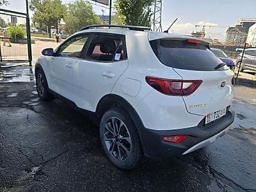 Транспорт: Kia Stonic: 2018 г., 1.6 л, Автомат, Дизель, Универсал — 5