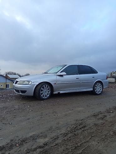 golf 4 2 3: Opel Vectra: 2001 г., 1.8 л, Автомат, Бензин — 2