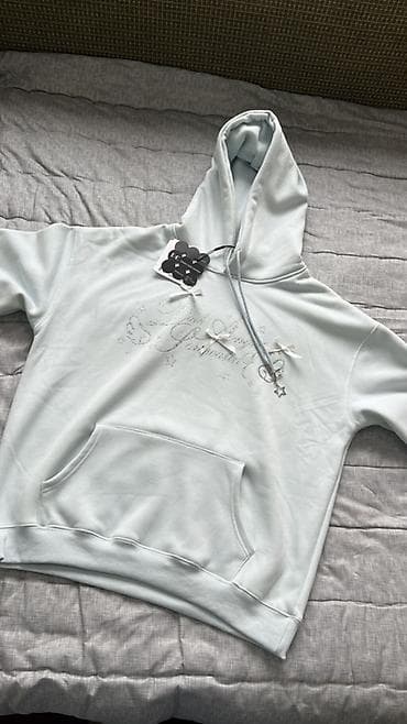 оптом кийим: Толстовки-худи с капюшоном, разные модели и расцветки. Варианты: - — 2