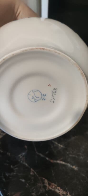 купить эмалированный чайник: Продам Новый Советский Чайник Фарфоровый 1,5 литровый. Не использовали — 3