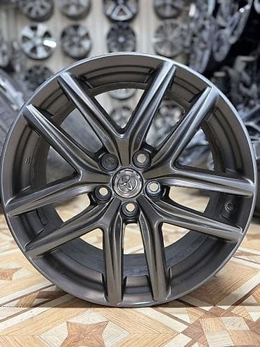 Литые Диски R 18 Toyota, Комплект, отверстий - 5, Б/у
