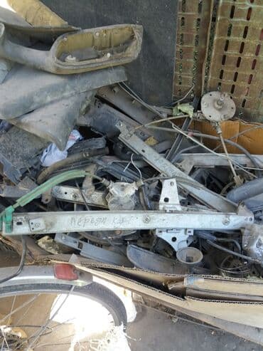 делика кузов: Продаю запчасти тойота Карина Е пороги со стойками хетчибек 1992года — 5