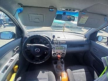 mazda mx5: Mazda 2: 2004 г., 1.2 л, Механика, Бензин, Хэтчбэк — 7