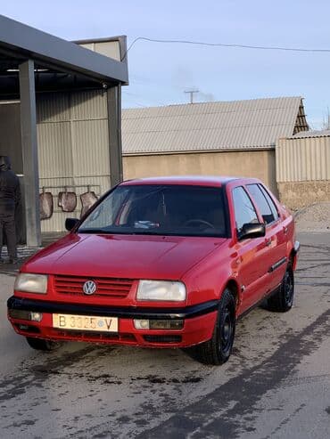 Volkswagen Vento: 1997 г., Механика, Бензин, Седан