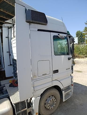 erec m8: Тягач, Mercedes-Benz, Без прицепа — 6