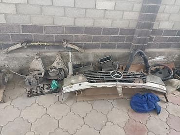 Разбор Mercedes-Benz (микроавтобус/фургон). В наличии большой комплект