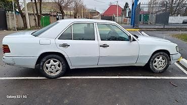 bmw r18: Mercedes-Benz W124: 1993 г., 2 л, Механика, Бензин, Седан — 7