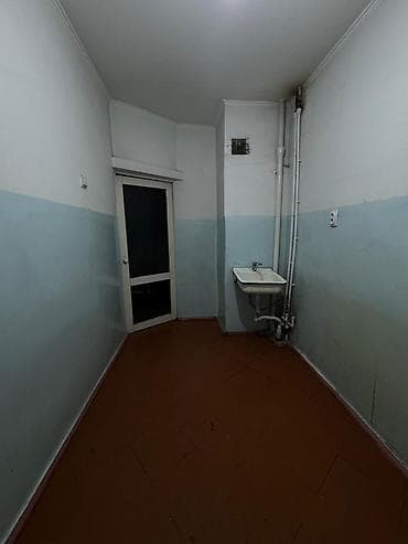 без ремонта квартира: 3 комнаты, 65 м², Индивидуалка, 8 этаж, Старый ремонт — 7