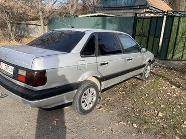 Продажа авто: Volkswagen Passat: 1988 г., 1.8 л, Механика, Бензин, Седан — 10