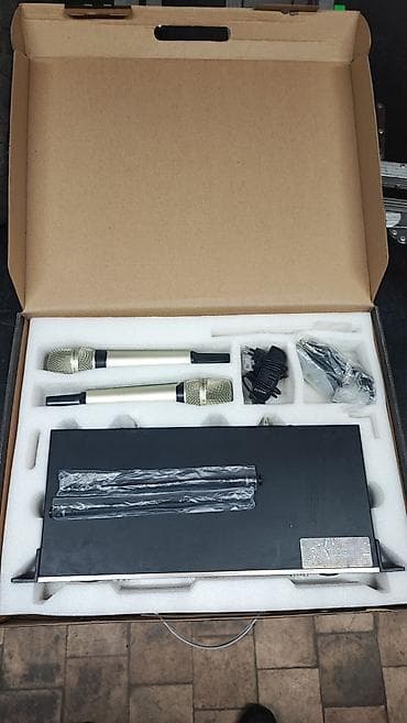 РАСПРОДАЖА!!! Продаю комплек радио микрофонов б/у, полностью рабочие