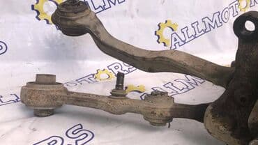 Передний левый рычаг Mercedes-Benz