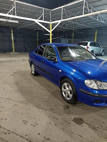 Nissan Almera: 2001 г., Механика, Бензин, Седан