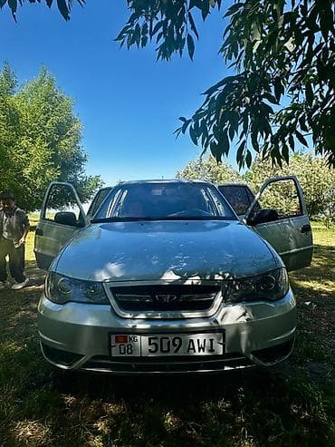 нехия 2: Daewoo Nexia: 2008 г., 1.6 л, Механика, Бензин, Седан — 4