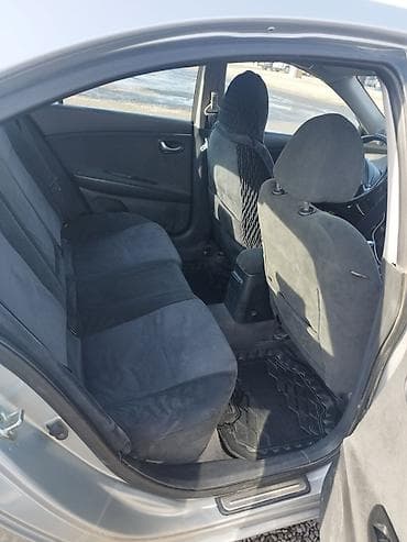 продаю ford focus: Nissan Primera: 2003 г., Механика, Бензин, Хэтчбэк — 8