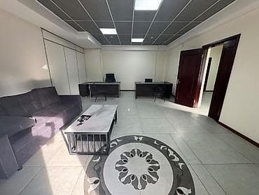 Кеңселерди ижаралоо, 136 м², Турак комплексинде, Өзүнчө кире бериши менен, Тоолор көрүнүп турат, Жабдуулары менен