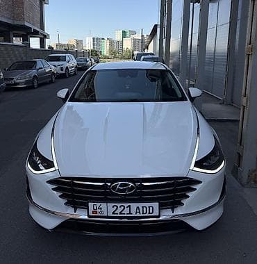 Hyundai Sonata: 2021 г., 2 л, Автомат, Бензин, Седан — 1