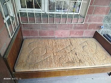 Лакокрасочные материалы: Односпальная деревянная кровать с матрасом — 2