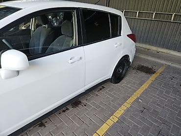 тиида: Nissan Tiida: 2006 г., 2 л, Механика, Бензин, Хэтчбэк — 3