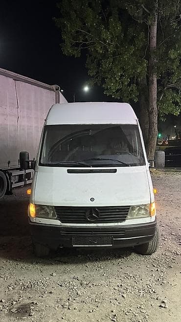 Легкий грузовик, Mercedes-Benz, Стандарт, 3 т, Б/у at lalafo.kg Легкий грузовик, Mercedes-Benz, Стандарт, 3 т, Б/у