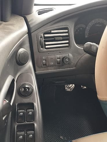 бензин бак: Kia : 2001 г. — 8
