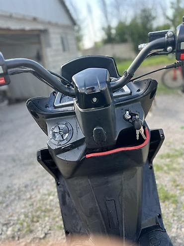 мото сатылат: Макси-скутер 180 куб. см, Бензин, Колдонулган — 3