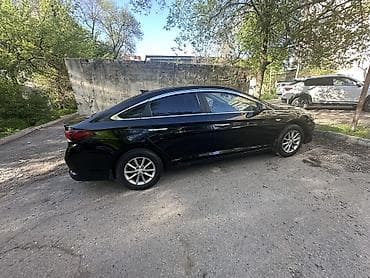 e class: Hyundai Sonata: 2022 г., 2 л, Автомат, Газ, Седан — 4