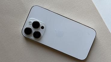айфон se 22: IPhone 14 Pro, 128 ГБ, Серебристый, Чехол, 80 % — 6