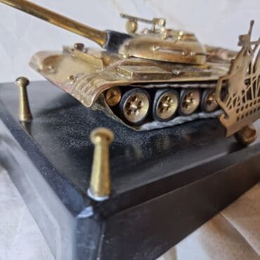 Музыкальные инструменты: (МАДЕЛЬ) 1×72. (Т-62А) т-34. Антиквариат . Раритет . Металлический — 2