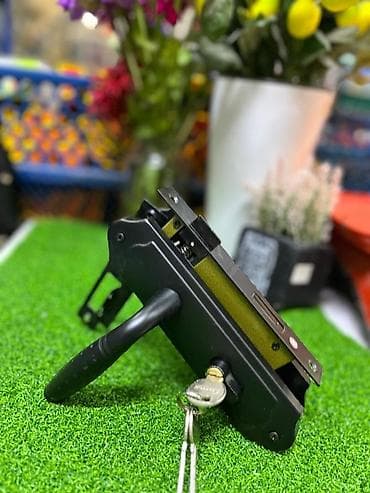 Дверной замок-ручка с цилиндром и ключами - Комплект: наружная и