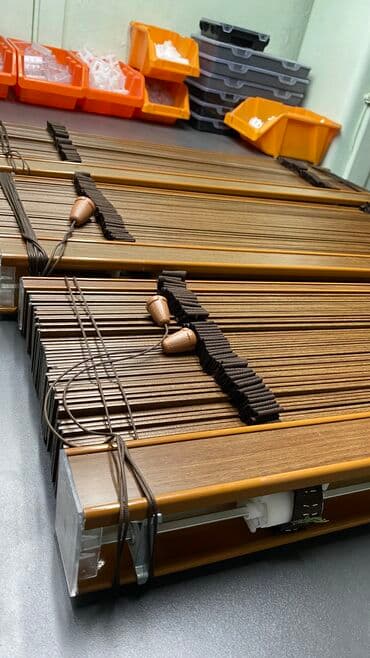 флипчарты деревянная с дополнительными планками: Деревянные жалюзи конструктивно схожи с обычными горизонтальными — 13