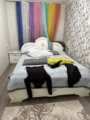 Спальный гарнитур в классическом стиле, оттенок айвори с декоративными — 3