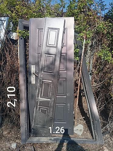 упаковочные материалы: ПВХ-конструкции и листы шифера В наличии: - Пластиковое — 5