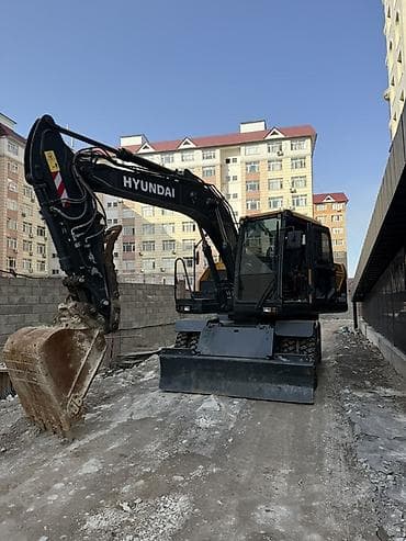 Экскаватор, Hyundai, Колесный