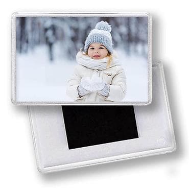 продам фото: Акриловые фото магниты на заказ с вашим фото. Размер 7х10см В наличии — 3