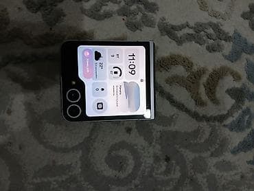 nokia 800: Samsung Z Flip, Б/у, 256 ГБ, цвет - Черный, 1 SIM, eSIM — 3