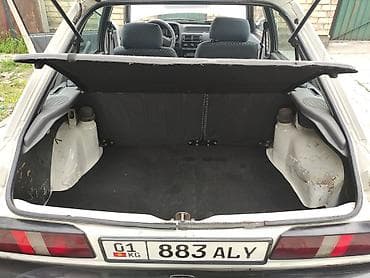 mini car: Ford Escort: 1988 г., 1.4 л, Механика, Бензин, Лифтбек — 10