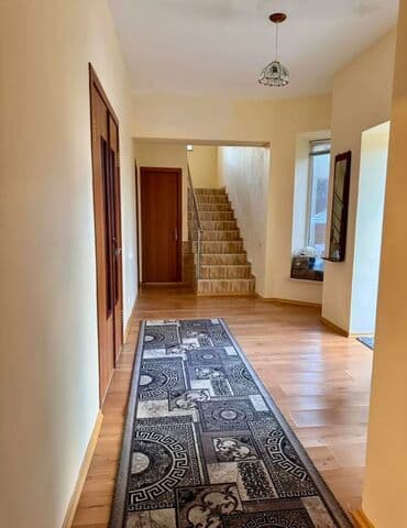 аренда дома на иссык куле: 150 кв. м, 5 бөлмө, Унаа токтотуучу жай, Жылуу пол — 9