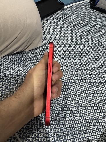 iphone 13 б у: IPhone 13, Б/у, 256 ГБ, Красный, Чехол, 70 % — 5